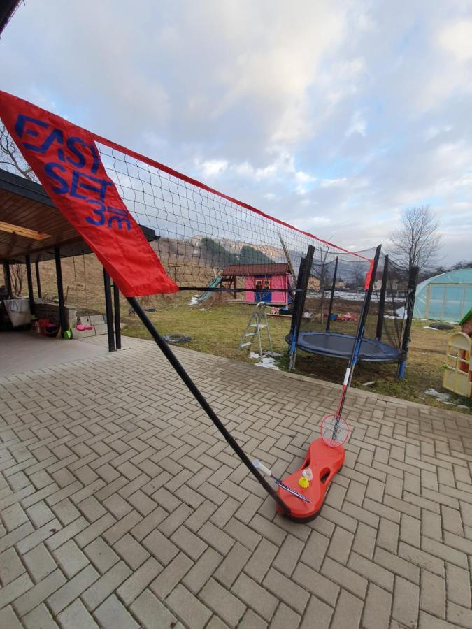 Casa Axa Hotel Paraul Carjei Екстериор снимка