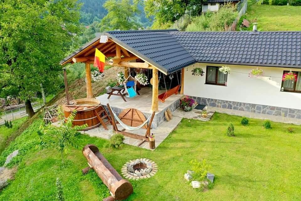 Casa Axa Hotel Paraul Carjei Екстериор снимка
